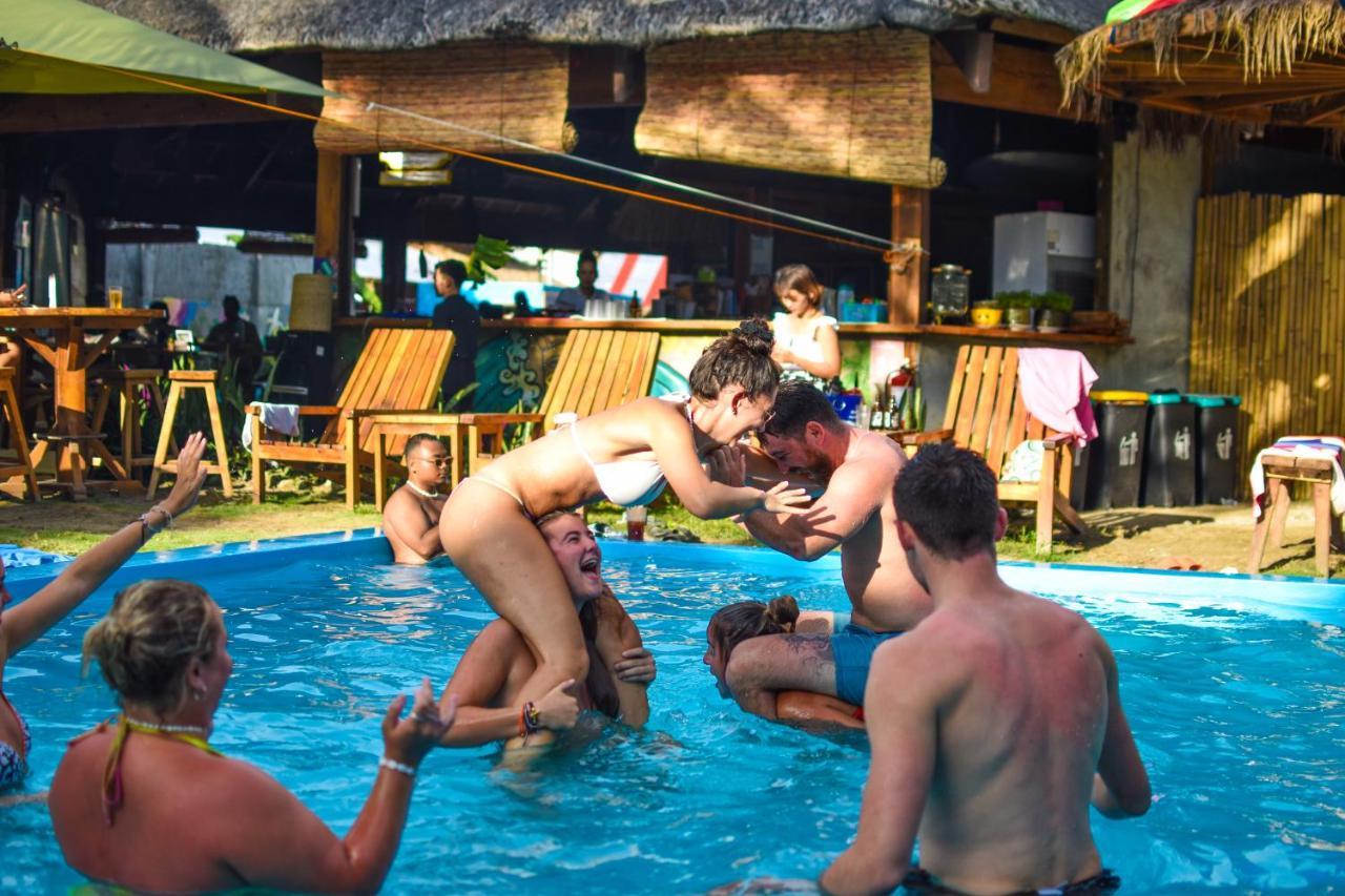 Mad Monkey Hostel Siargao General Luna  Exterior foto