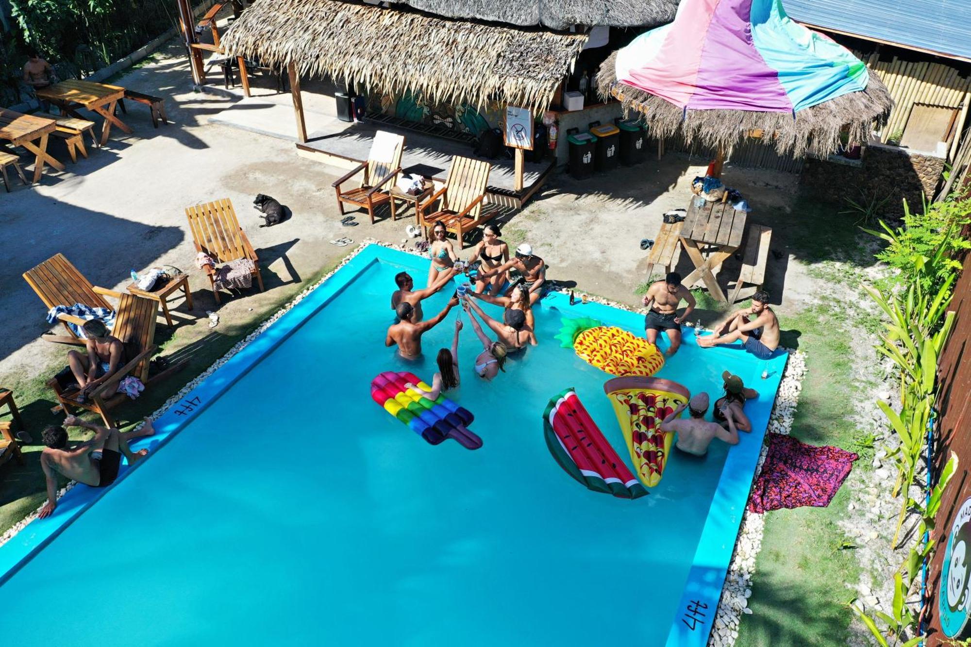 Mad Monkey Hostel Siargao General Luna  Exterior foto